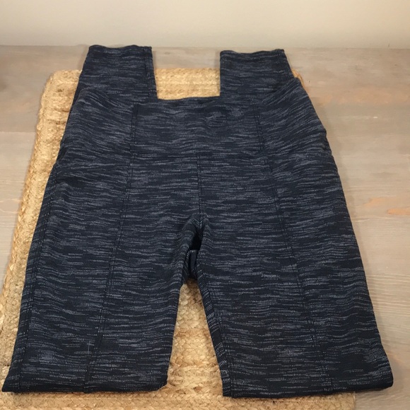Athleta Pants - 🖤 Athleta 🖤…Women’s XS…Blackish/Gray Workout Pants/Leggings!
